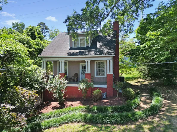 3126 Rockmeade Dr, Chattanooga, TN 37411