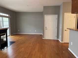1821 Cedar Cove Way #101, Woodbridge, VA 22191