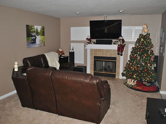 4th image of 2751 Brittany Oaks Blvd