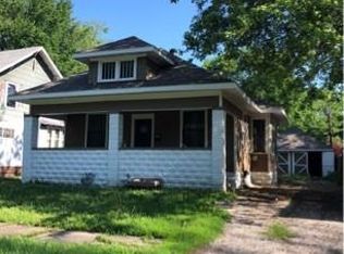 2508 Pine Ave, Mattoon, IL 61938