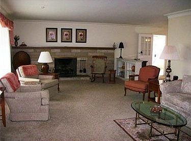5th image of 2533 N Tracy Dr