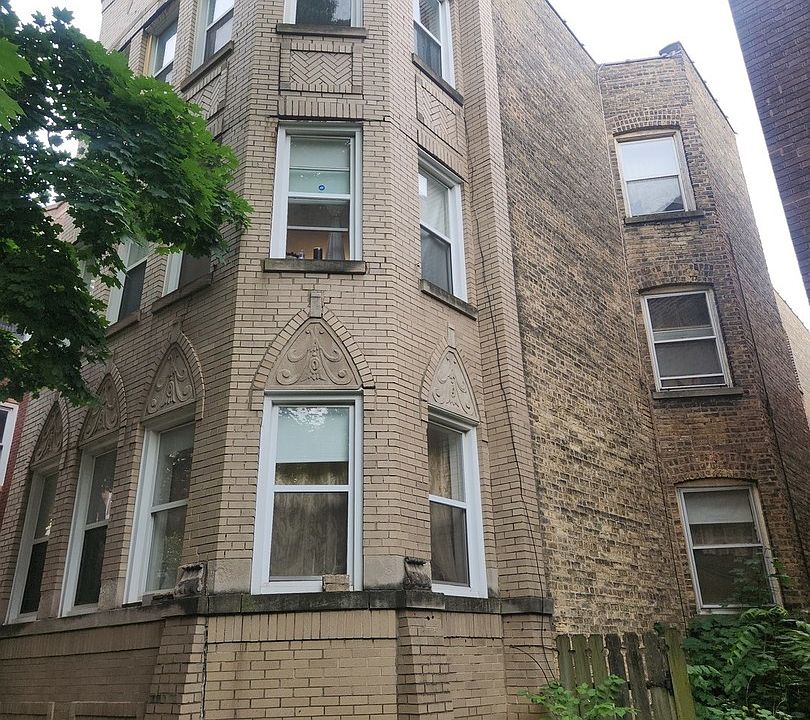 1st image of 6422 N Rockwell St