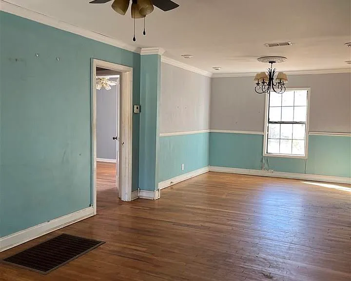 3318 Sherwood Ln — Photo 3