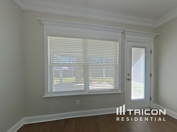 4th image of 522 Gary Glen Dr