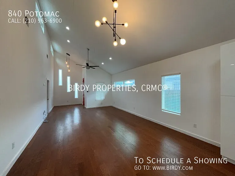 840 Potomac — Photo 10