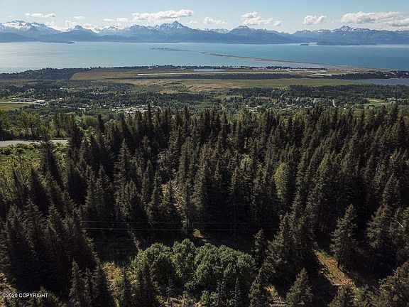 4th image of 1850 Skyline Dr