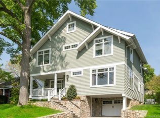 17 Wescott St, Riverside, CT 06878