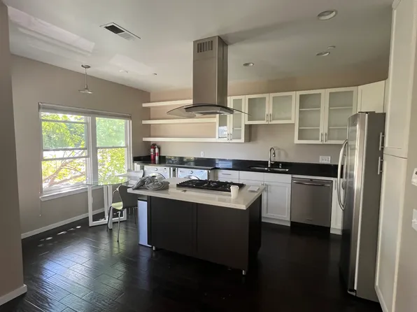 605 Pacific Ave APT 303, Santa Cruz, CA 95060