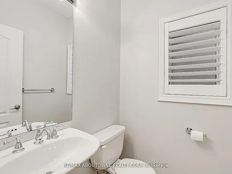 2415 Presquile Dr — Photo 7
