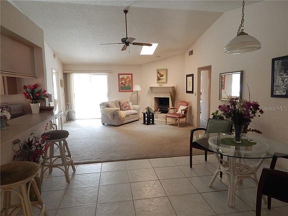 3rd image of 1955 Wood Hollow Pl