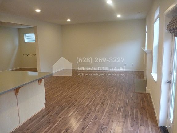 4th image of 1614 76th Dr SE
