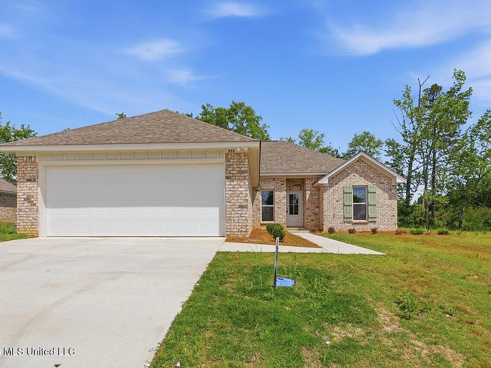 1st image of 552 Patrick Farms Dr