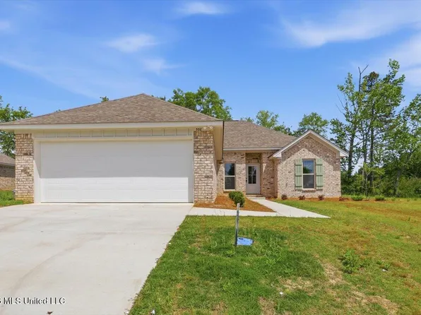 552 Patrick Farms Dr, Pearl, MS 39208