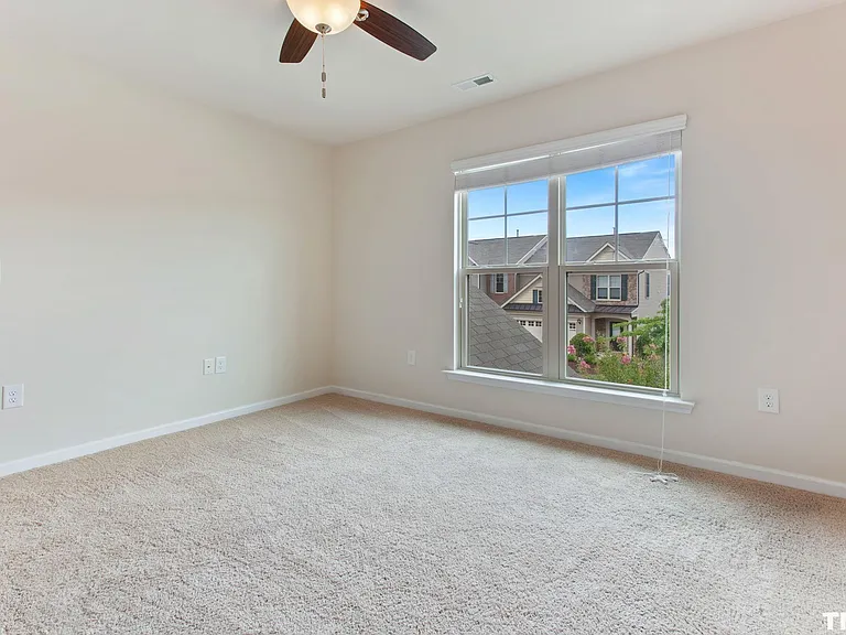 224 Lynchwick Ln — Photo 24