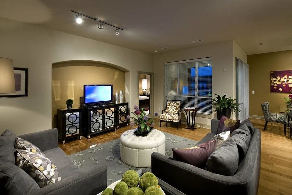 1st image of 280 2nd Ave #1167