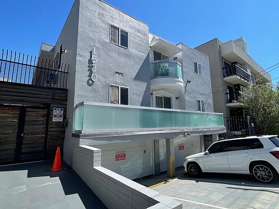 2nd image of 1530 N Formosa Ave #3