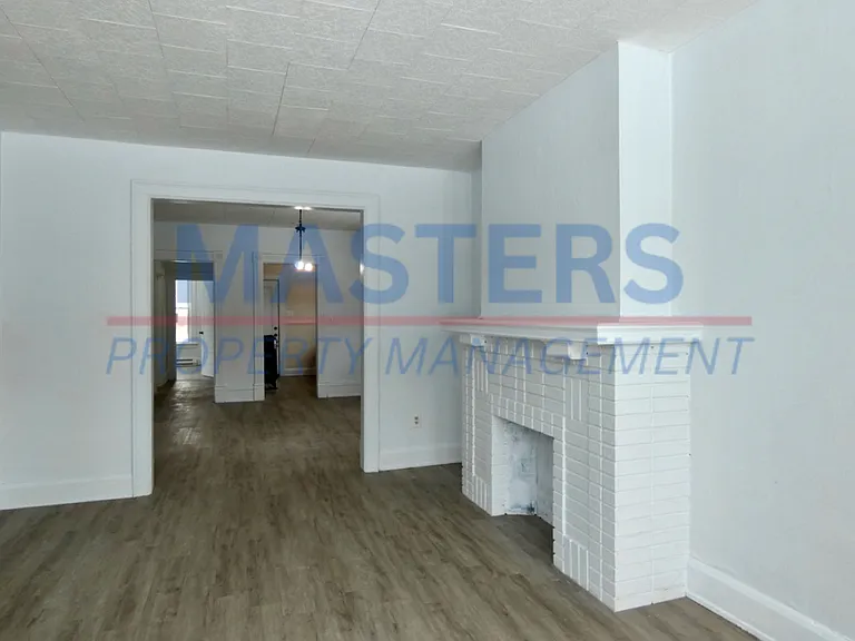 425 Boston Pl — Photo 4