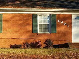 5431 Snow White Ln, Charlotte, NC 28213