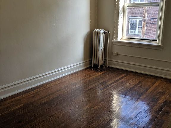 4th image of 2671 Kennedy Blvd APT 26