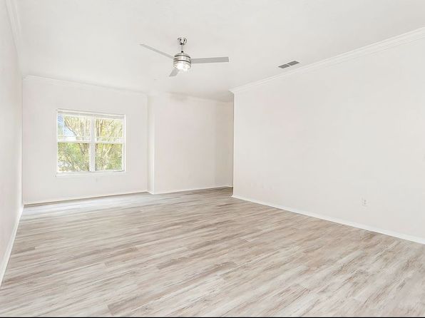 16431 Enclave Village Dr