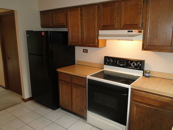 4th image of 1211 Whispering Hills Ct APT 2B