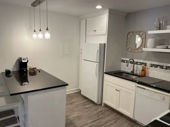 2601 Hillsboro Pike APT J16, Nashville, TN 37212