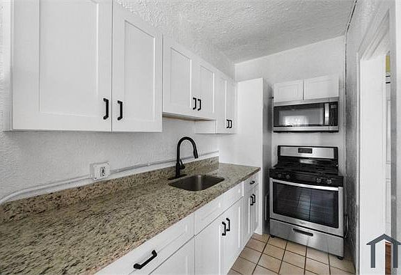 4th image of 323 N Westland Ave #10