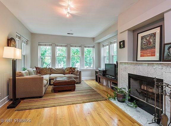 2nd image of 4455 N Rockwell St