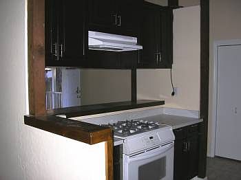 5th image of 1046 Herbert Ave