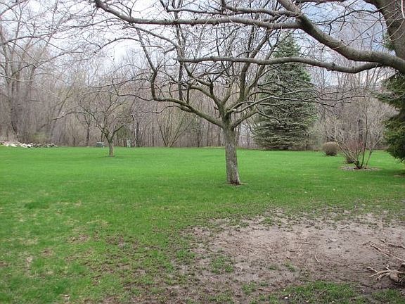 5th image of 21764 W Birchwood Dr