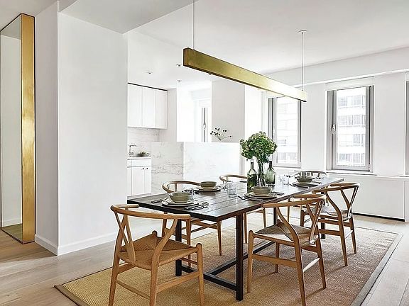 3rd image of 200 E 62nd St APT 6A