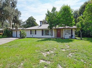 32024 Harris Rd, Tavares, FL 32778