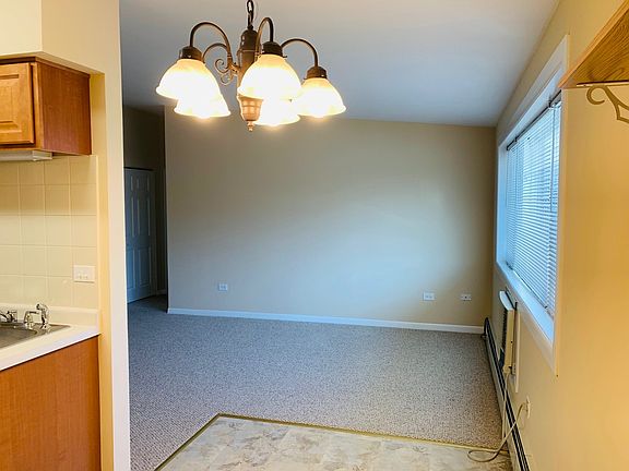 4th image of 705 W Park Ave APT 17