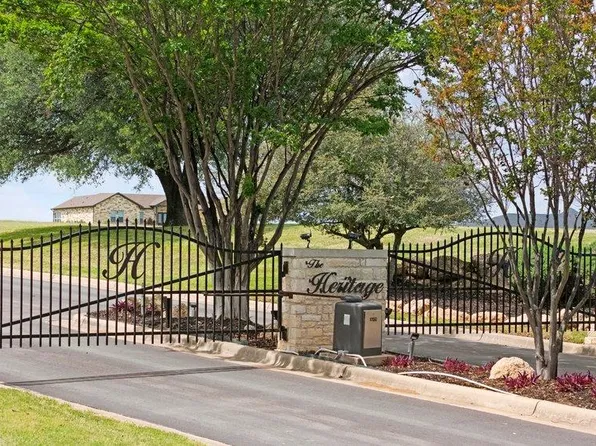377 Heritage Loop, Hutto, TX 78634