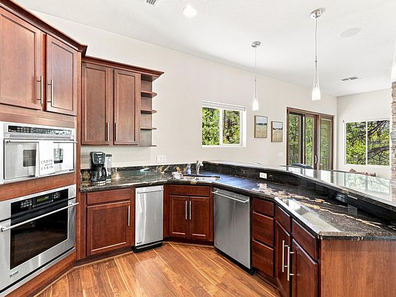 5th image of 415 E Rim Estates Trl
