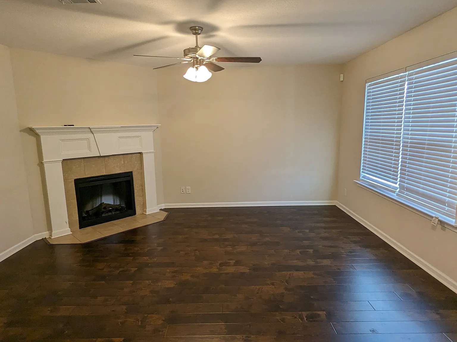 1318 Evergreen Trail — Photo 2
