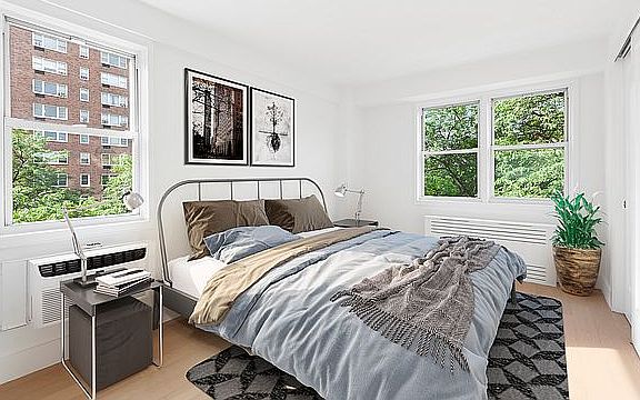 4th image of 620 Lenox Ave APT 1D