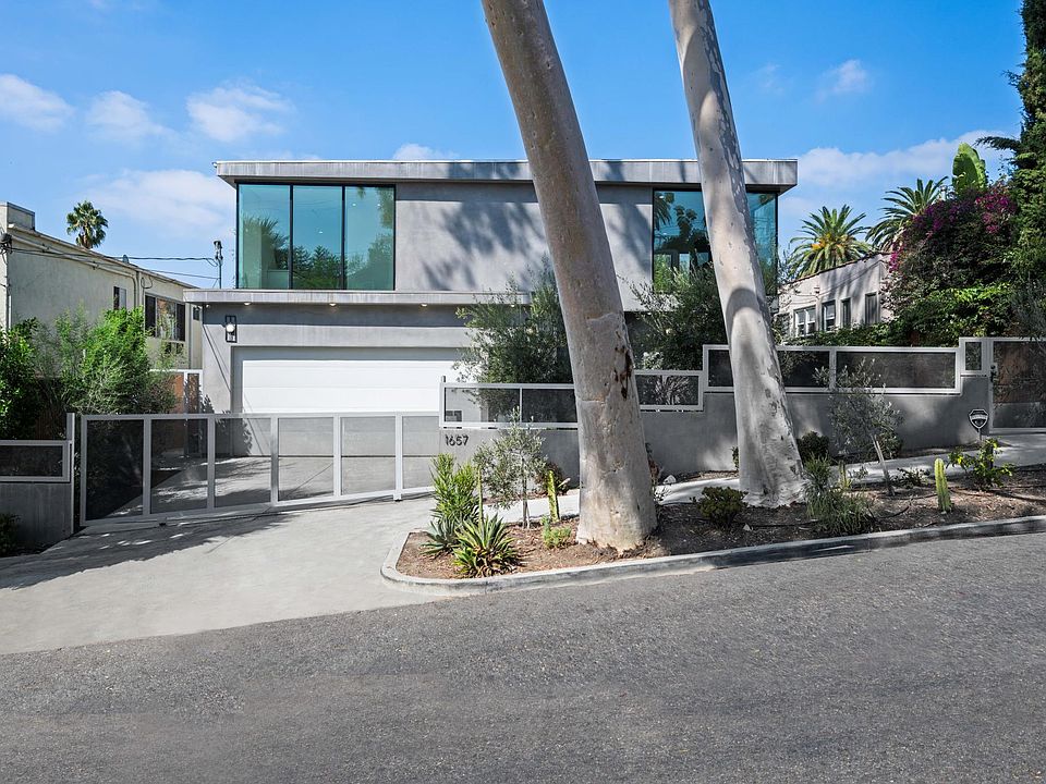 1657 Golden Gate Ave, Los Angeles, CA 90026 | Zillow