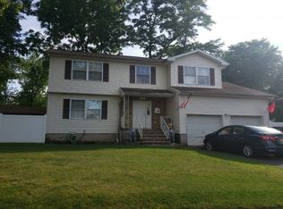 207 Cedarbrook Ave, South Plainfield, NJ 07080