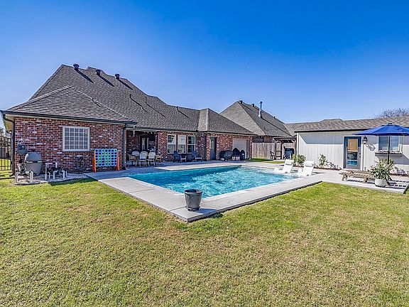 3rd image of 317 Terra Cane Dr