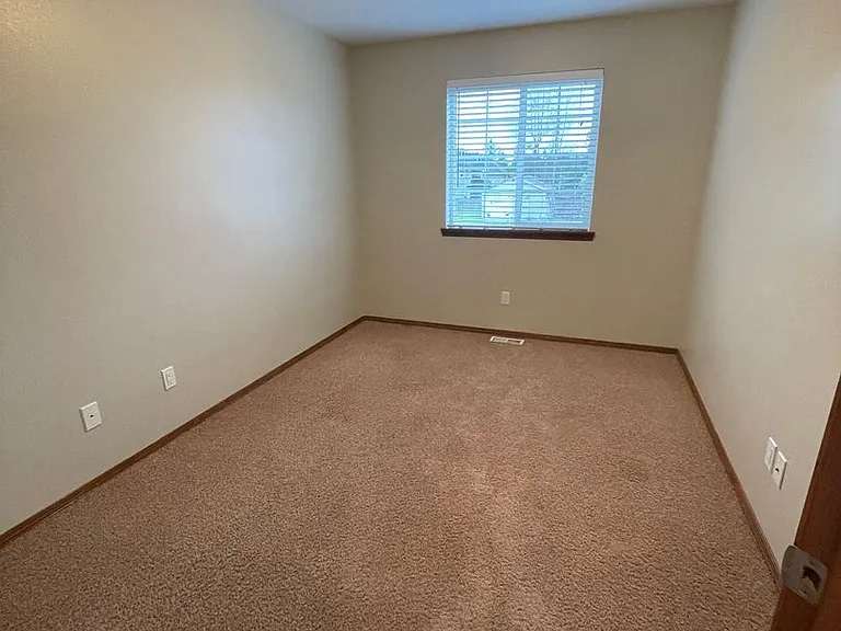 18827 43rd Dr NE #1 & 2 — Photo 16