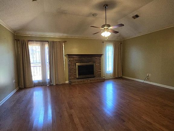4th image of 4956 Lions Gate Dr #10