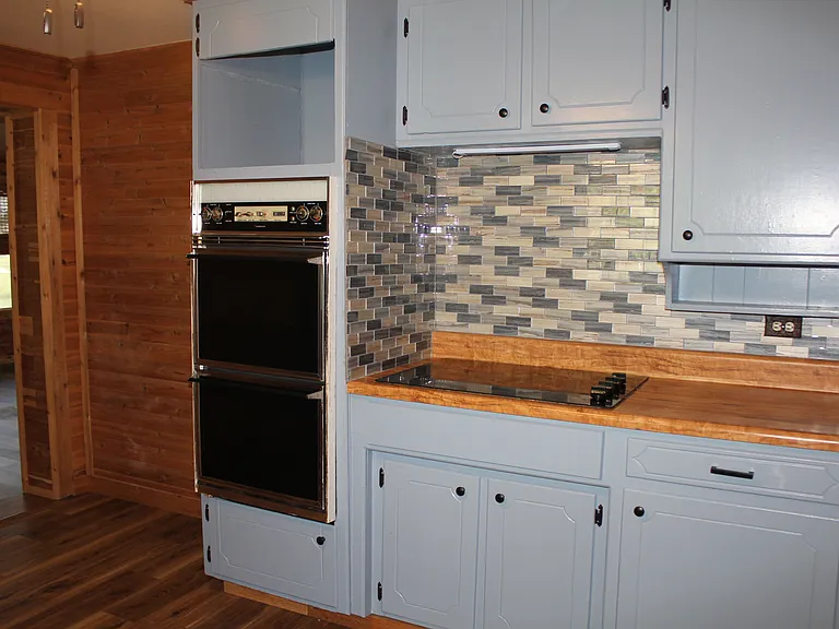 22240 N Highway 281 — Photo 10