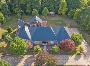 120 Snee Dr, Clairton, PA 15025