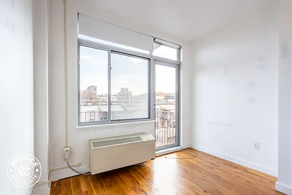 Rented by MySpaceNYC | media 10