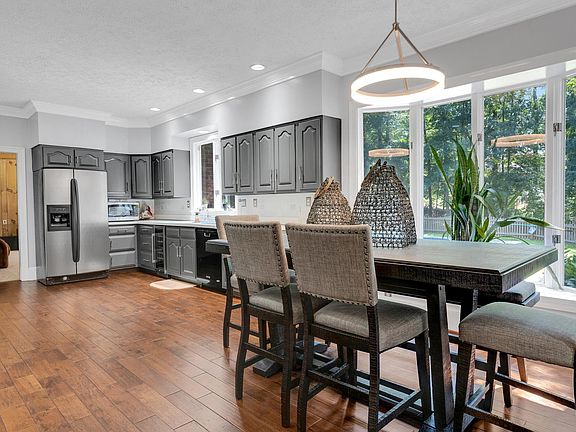 5th image of 6145 Kerrick Dr
