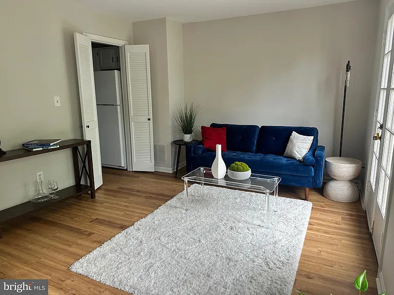 4847 Chevy Chase Dr #172 — Photo 26
