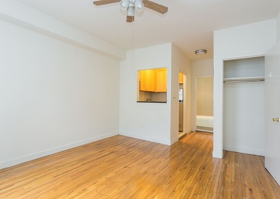 2nd image of 1665 1st Ave APT 3B
