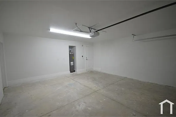 1132 Edelweiss St E — Photo 8