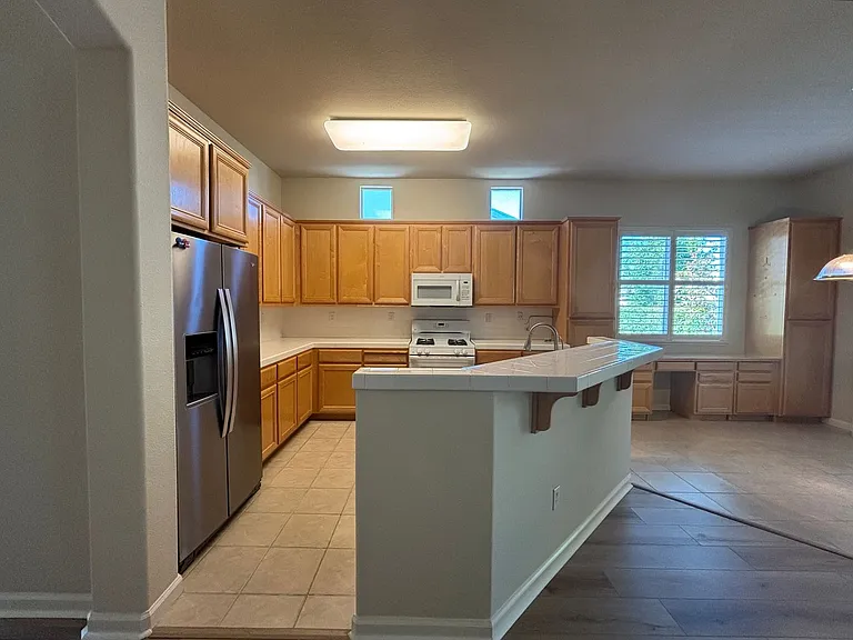 1532 Alton Ln — Photo 12